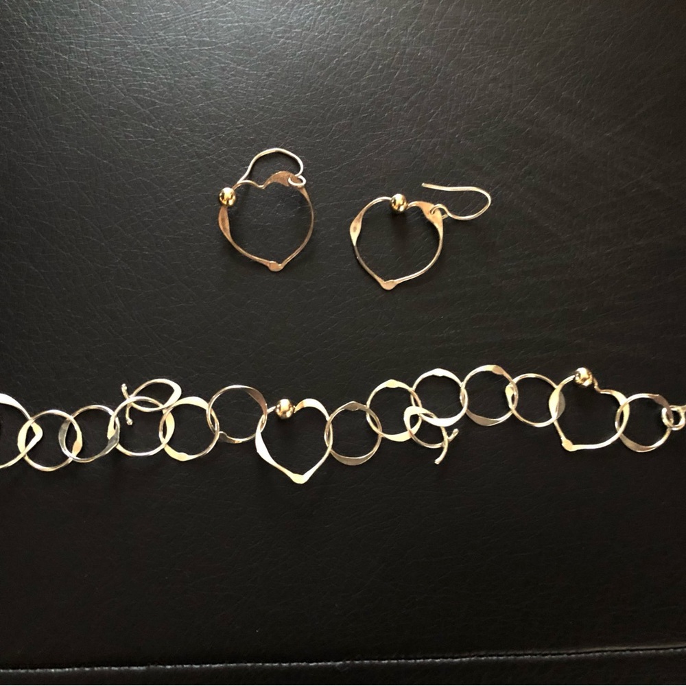 Sterling Silver Bracelet w/matching sterling silver earrings